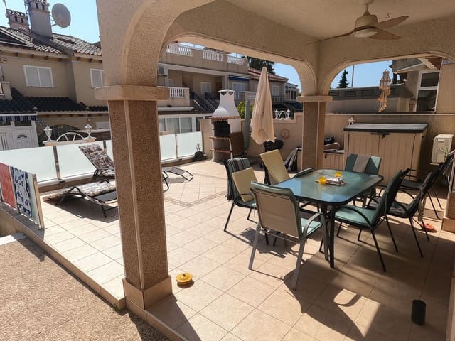 2 soveværelse Lejlighed til salg i Playa Flamenca, Orihuela med swimmingpool - € 190.000 (Ref: 9920928)