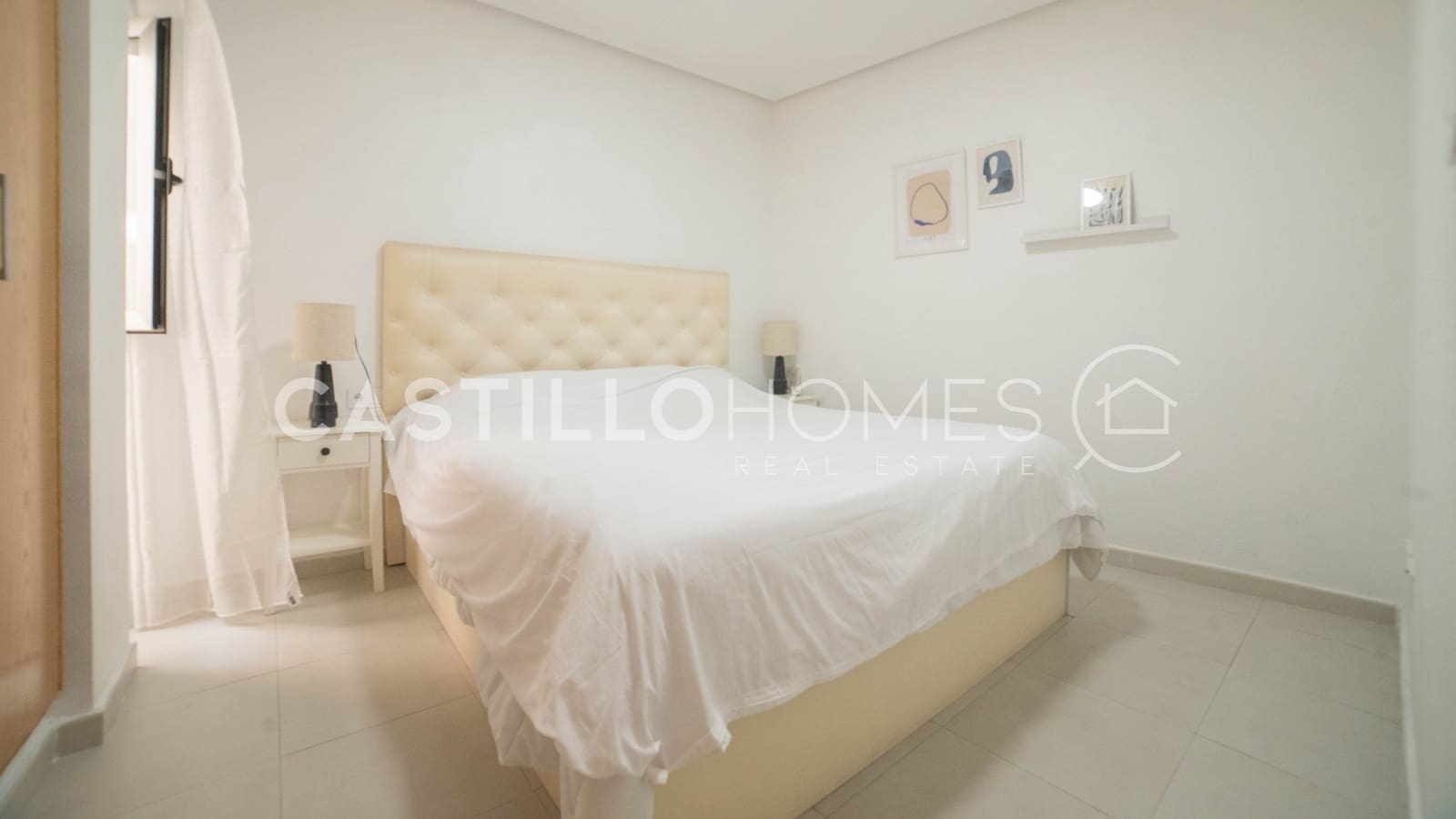 3 makuuhuone Huoneisto myytävänä paikassa Torrevieja mukana 
autotalli - 220 000 € (Ref: 9922719)