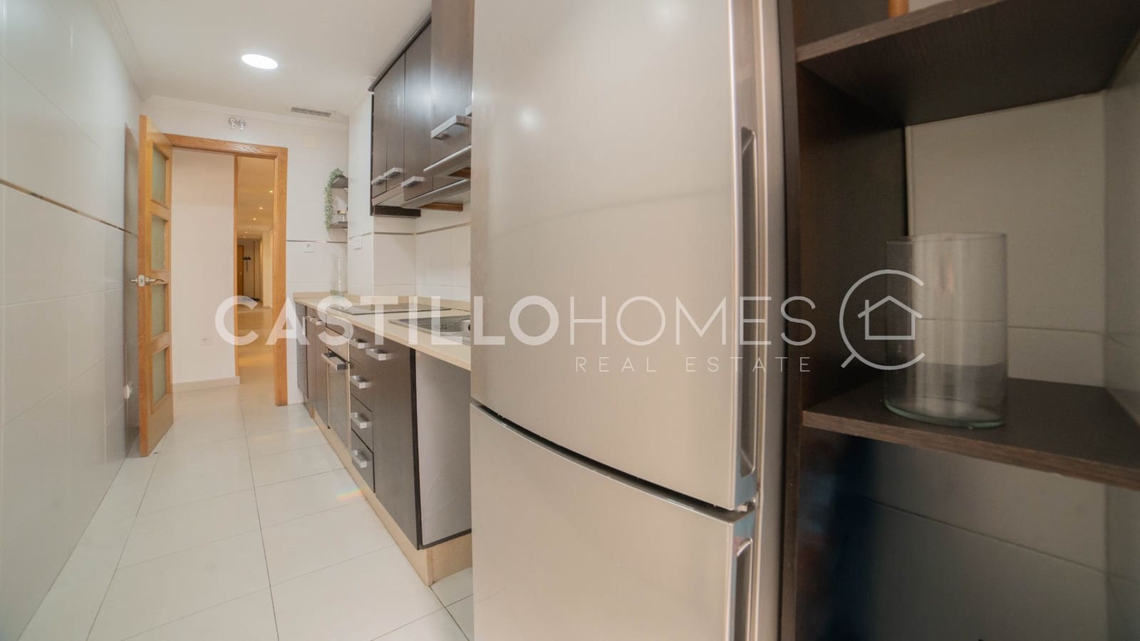 3 makuuhuone Huoneisto myytävänä paikassa Torrevieja mukana 
autotalli - 220 000 € (Ref: 9922719)