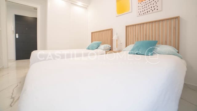 2 soveværelse Lejlighed til salg i Orihuela Costa, Orihuela med swimmingpool garage - € 315.000 (Ref: 9922727)