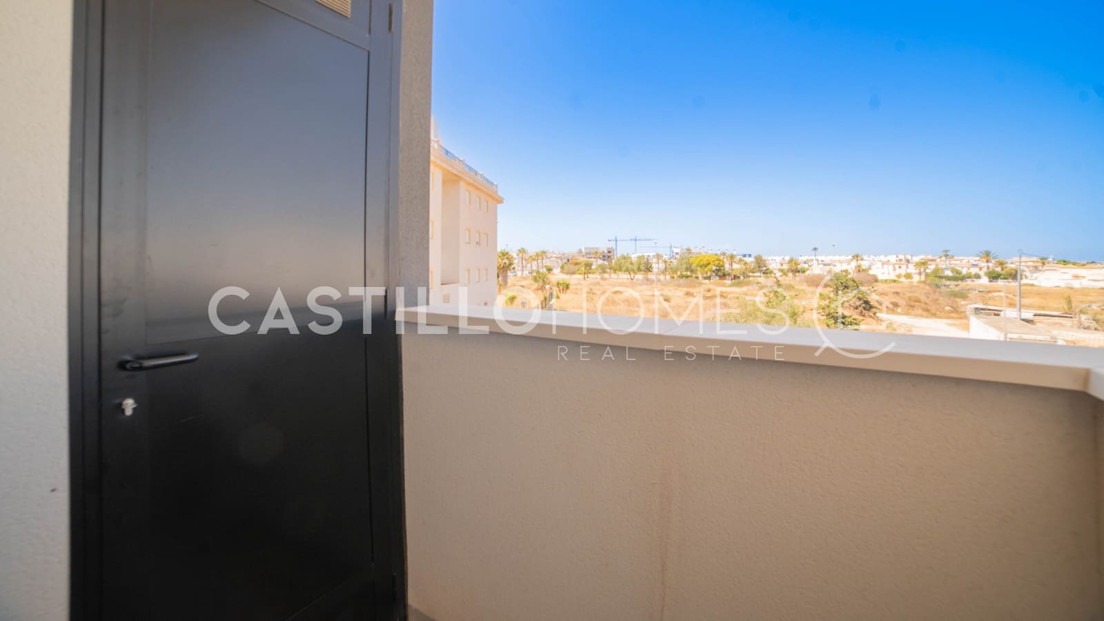 2 soveværelse Lejlighed til salg i Orihuela Costa med swimmingpool garage - € 315.000 (Ref: 9922727)