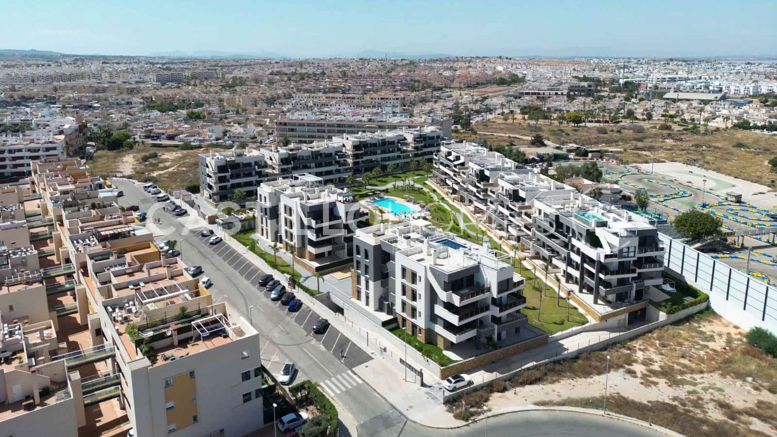 2 soveværelse Lejlighed til salg i Orihuela Costa med swimmingpool garage - € 315.000 (Ref: 9922727)