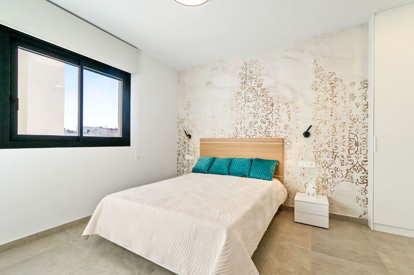 2 chambre Appartement de Plage à vendre à Torrevieja avec piscine - 249 900 € (Ref: 9936396)
