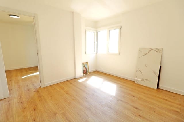 3 Zimmer Apartment zu verkaufen in Torrevieja - 162.900 € (Ref: 9938900)