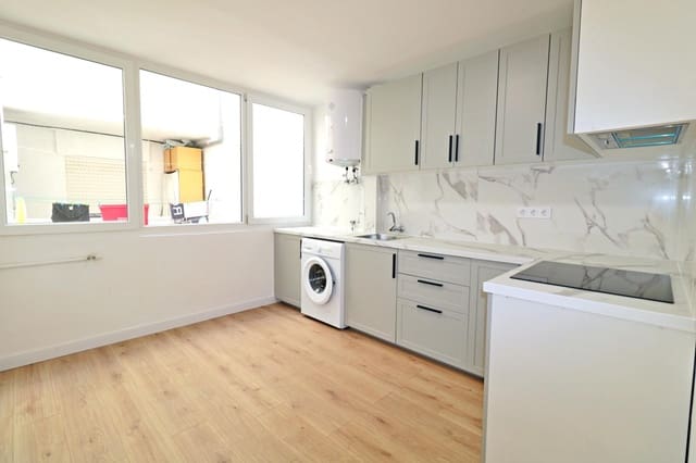 3 Zimmer Apartment zu verkaufen in Torrevieja - 162.900 € (Ref: 9938900)