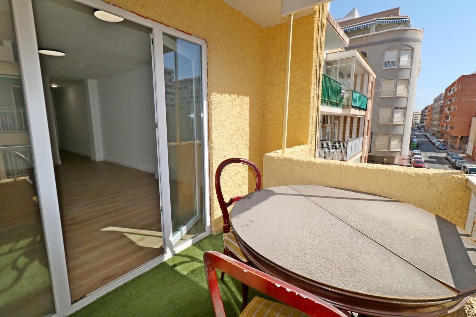 3 Zimmer Apartment zu verkaufen in Torrevieja - 162.900 € (Ref: 9938900)
