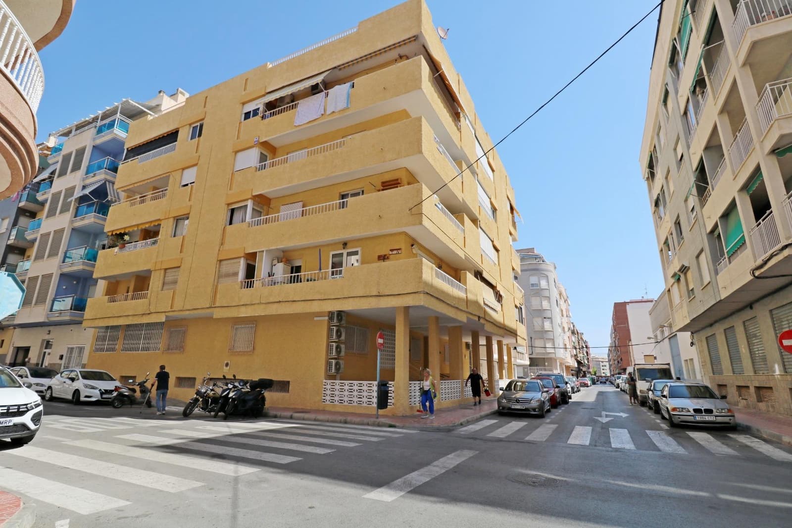 3 Zimmer Apartment zu verkaufen in Torrevieja - 162.900 € (Ref: 9938900)