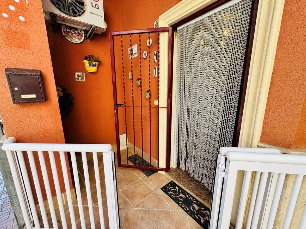 2 soverom Leilighet til salgs i La Mata - € 155 000 (Ref: 9940836)
