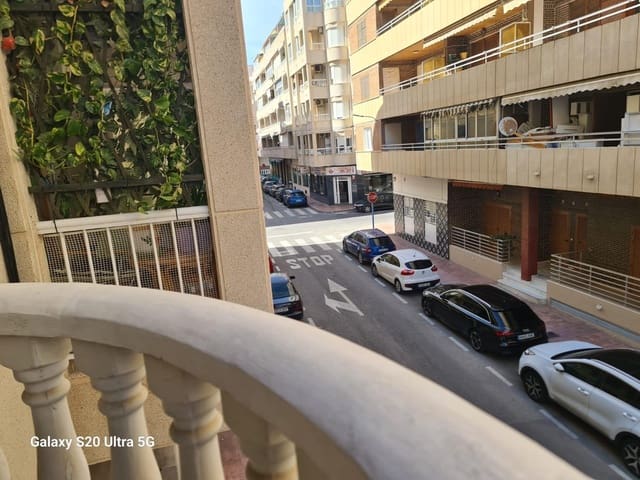 2 quarto Apartamento para venda em Torrevieja - 167 500 € (Ref: 9950508)