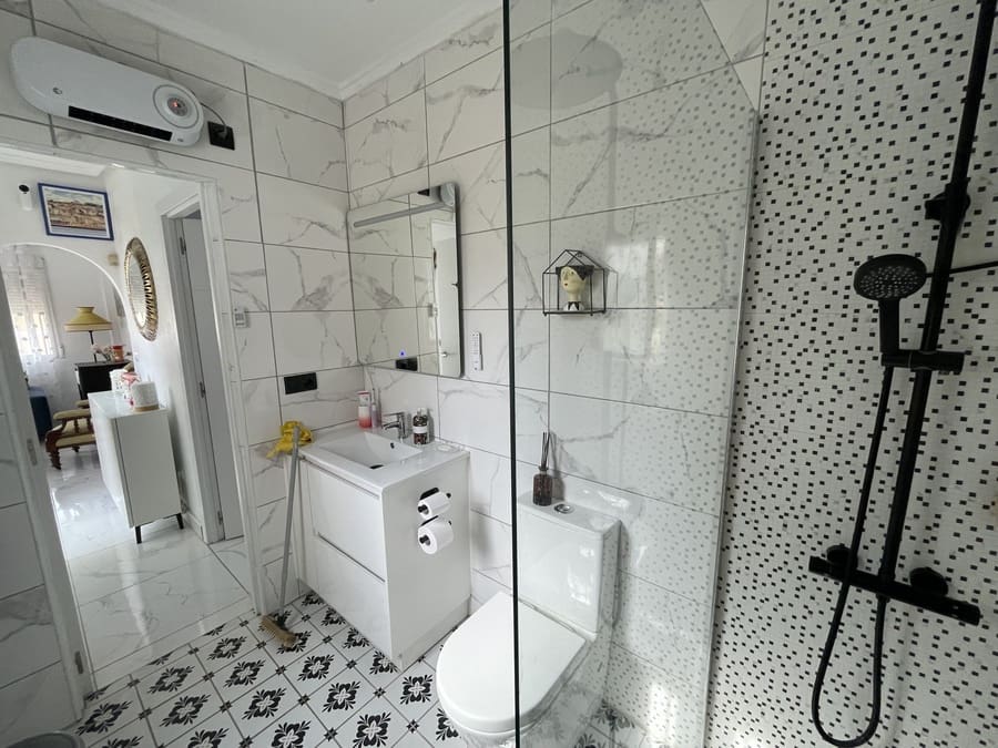 2 sovrum Semi-fristående Villa till salu i Rojales med pool - 220 000 € (Ref: 9950618)