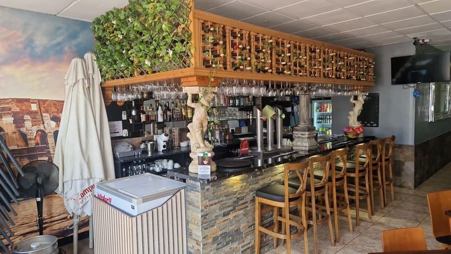 Kommersiell til salgs i Torrevieja - € 59 000 (Ref: 9953570)