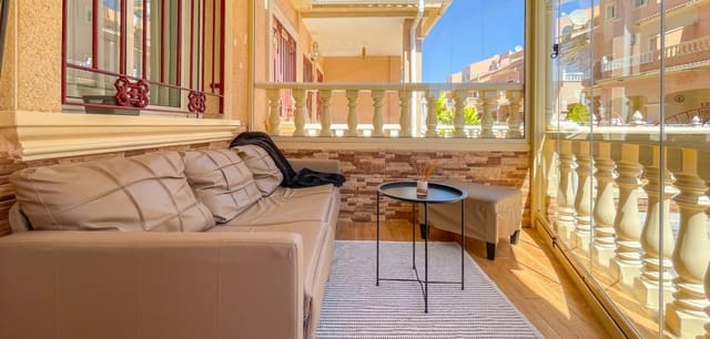 3 soveværelse Byhus til salg i Orihuela Costa, Orihuela med swimmingpool garage - € 285.000 (Ref: 9953573)