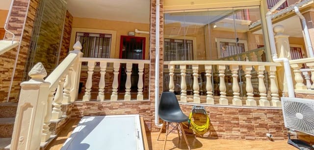 3 soveværelse Byhus til salg i Orihuela Costa, Orihuela med swimmingpool garage - € 285.000 (Ref: 9953573)