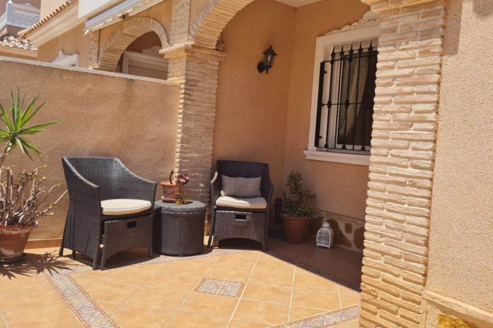 3 soverom Kjedet enebolig til salgs i Orihuela Costa med svømmebasseng - € 255 000 (Ref: 9960972)