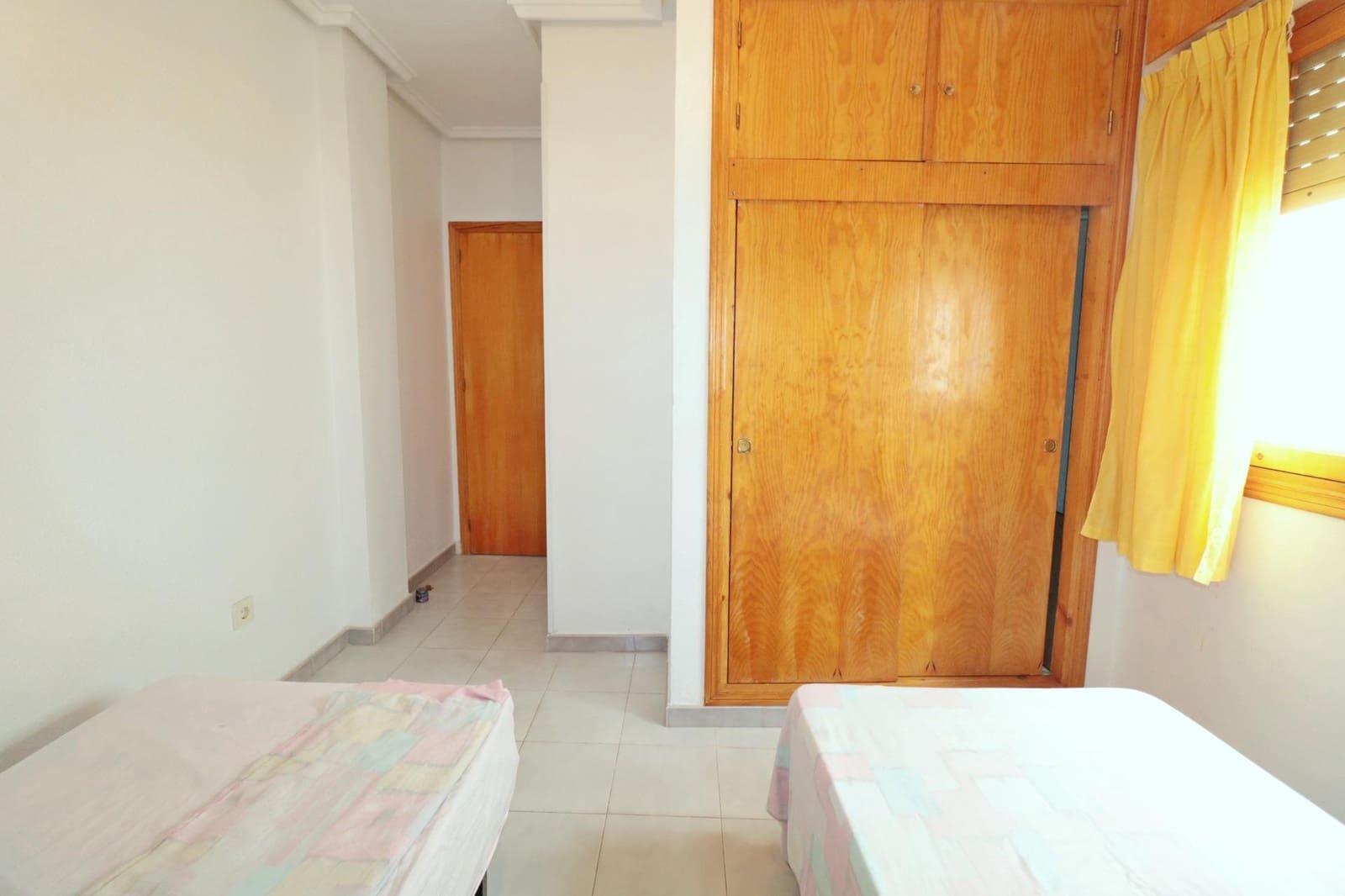 2 makuuhuone Bungalow myytävänä paikassa Torrevieja - 145 500 € (Ref: 9960973)