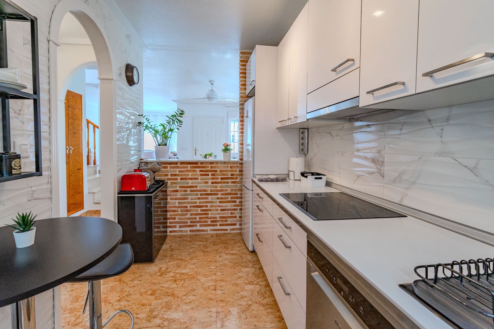 2 bedroom Villa for sale in El Raso with pool - € 289,000 (Ref: 9960974)