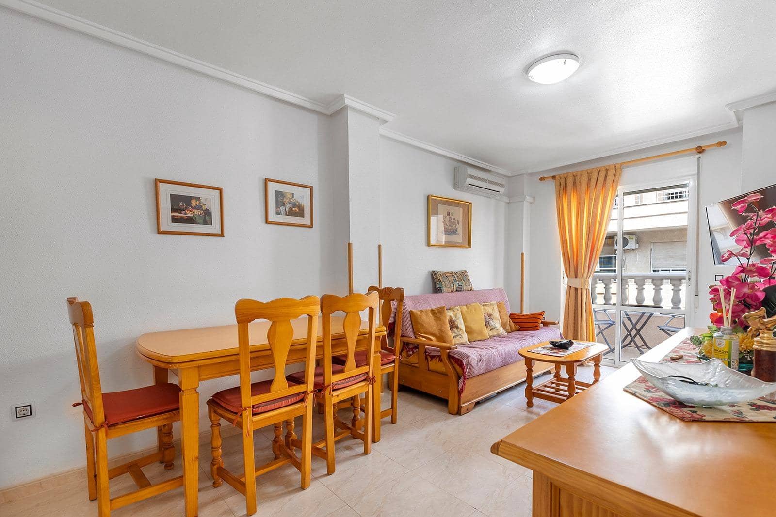 Apartamento de 2 habitaciones en Torrevieja en venta con piscina - 138.900 € (Ref: 9964157)