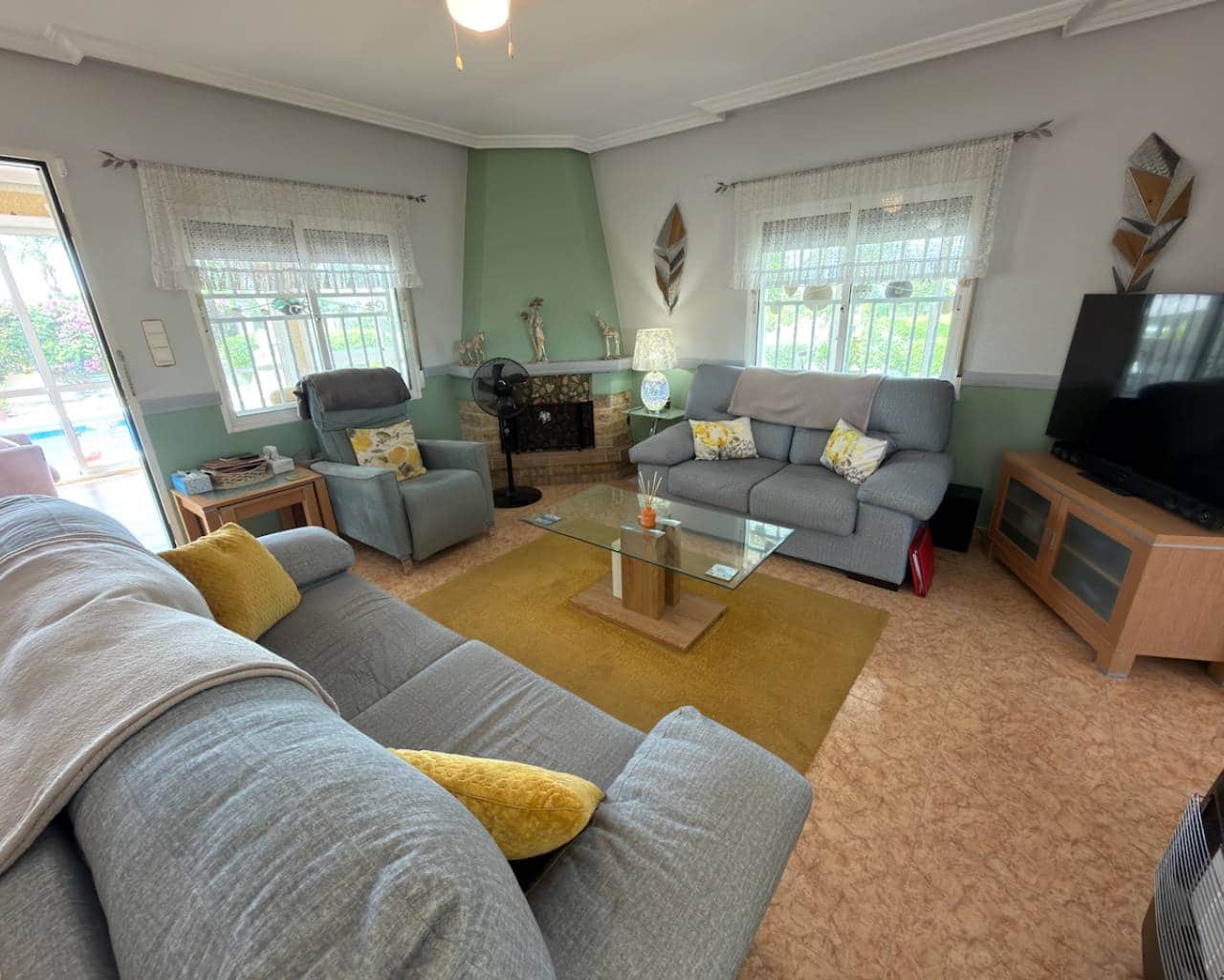 3 Zimmer Villa zu verkaufen in Catral mit Pool Garage - 390.000 € (Ref: 9965887)