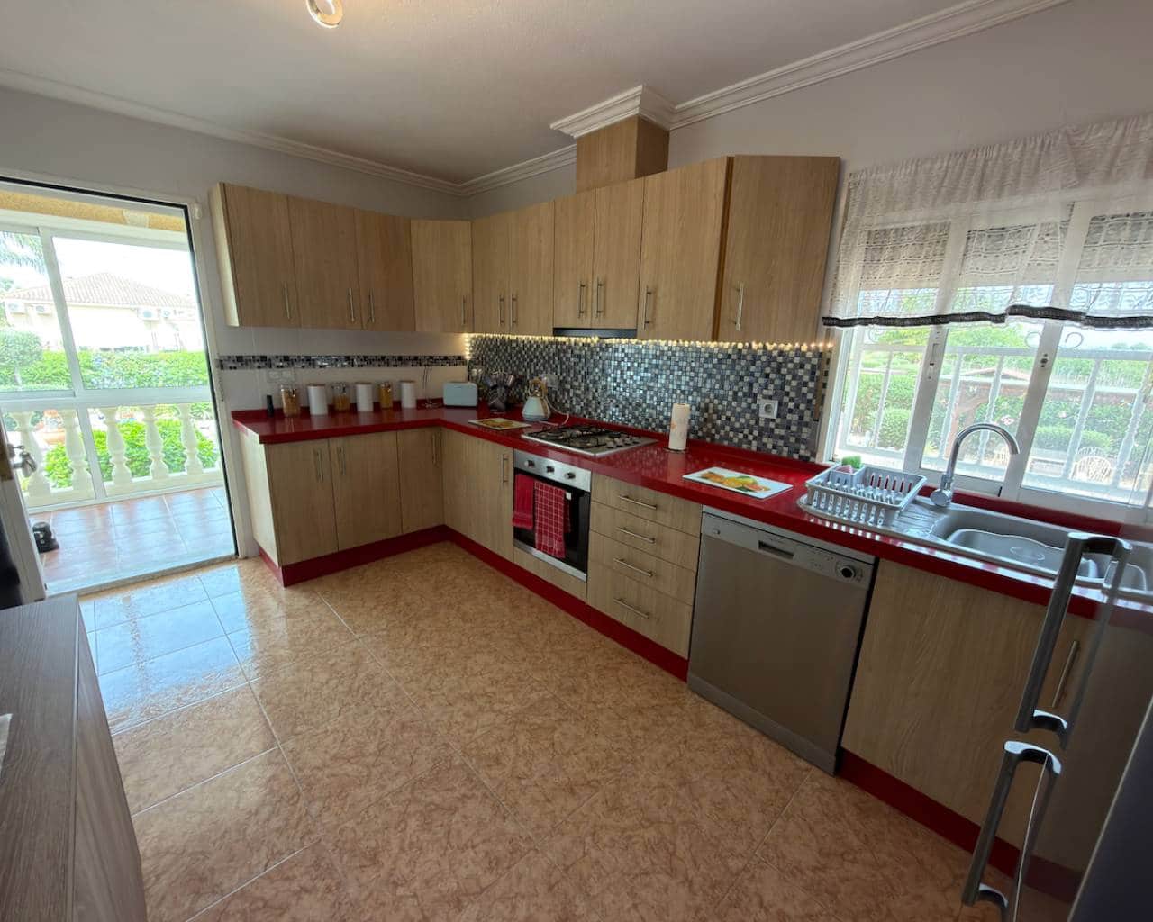 3 Zimmer Villa zu verkaufen in Catral mit Pool Garage - 390.000 € (Ref: 9965887)