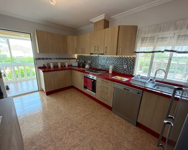 3 Zimmer Villa zu verkaufen in Catral mit Pool Garage - 390.000 € (Ref: 9965887)