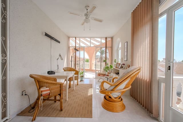 5 bedroom Villa for sale in Ciudad Quesada, Rojales with pool garage - € 499,950 (Ref: 9965888)