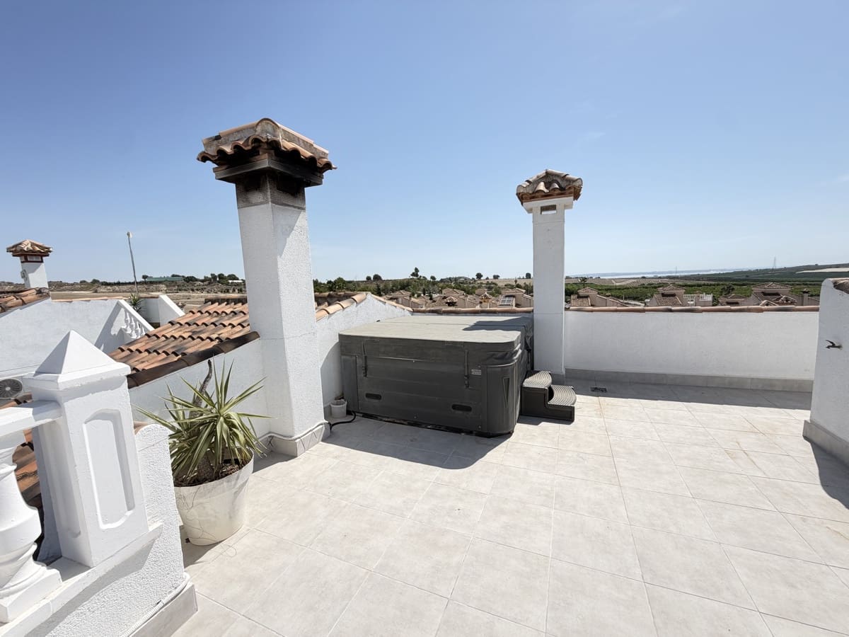 3 soverom Villa til salgs i San Miguel de Salinas med svømmebasseng - € 350 000 (Ref: 9968597)