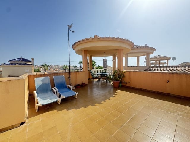 4 soveværelse Villa til salg i Villamartin, Orihuela - € 299.000 (Ref: 9968602)