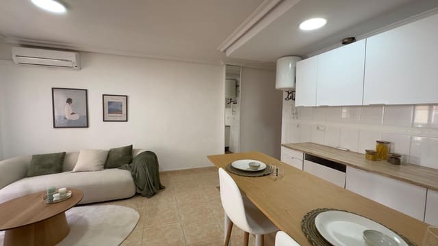 2 bedroom Apartment for sale in Torrevieja - € 154,900 (Ref: 9968604)