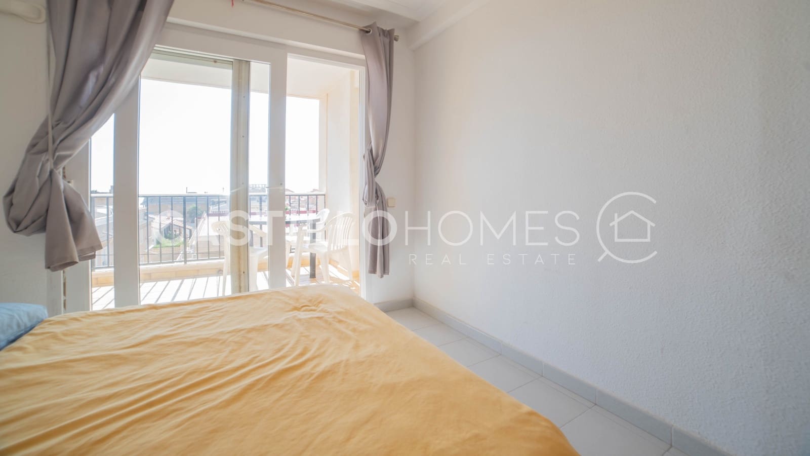 1 camera da letto Attico in vendita in Torrevieja con piscina - 149.900 € (Rif: 9973649)