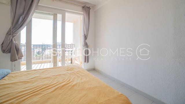 Ático de 1 habitación en Torrevieja en venta con piscina - 149.900 € (Ref: 9973649)