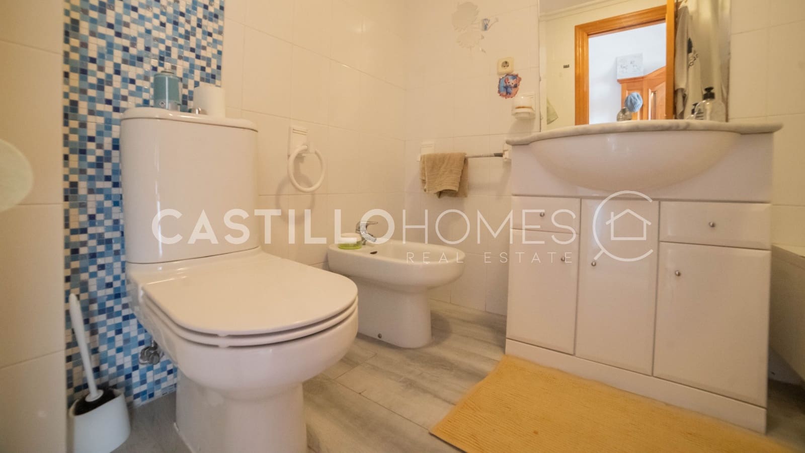 1 camera da letto Attico in vendita in Torrevieja con piscina - 149.900 € (Rif: 9973649)