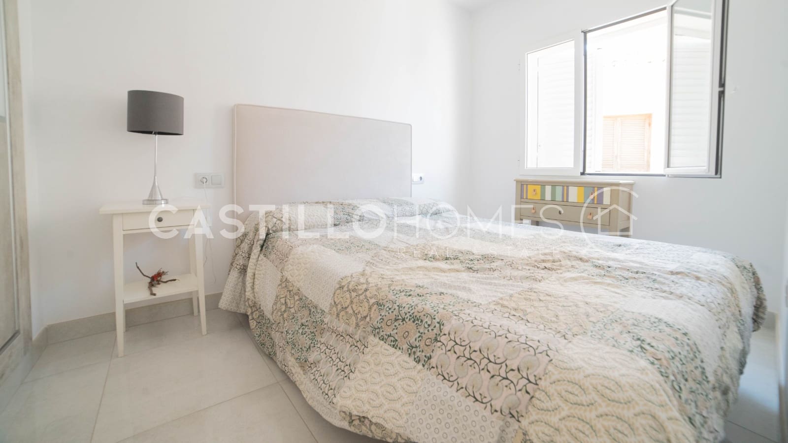 3 soverom Hus til salgs i Torrevieja med svømmebasseng - € 319 000 (Ref: 9973655)