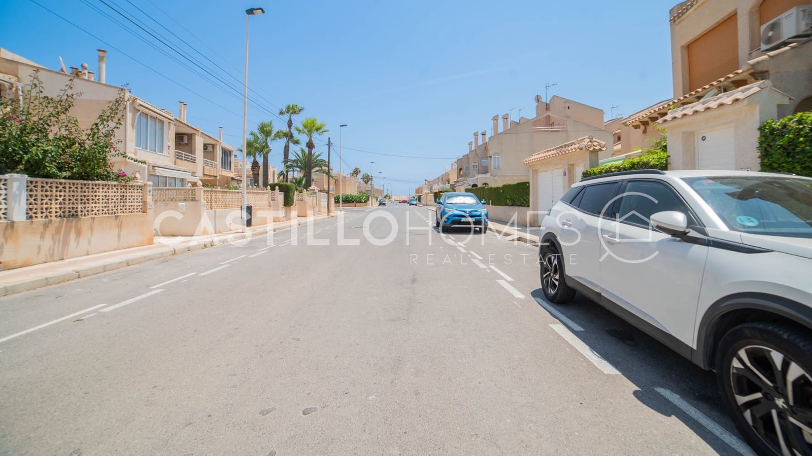 3 soverom Hus til salgs i Torrevieja med svømmebasseng - € 319 000 (Ref: 9973655)