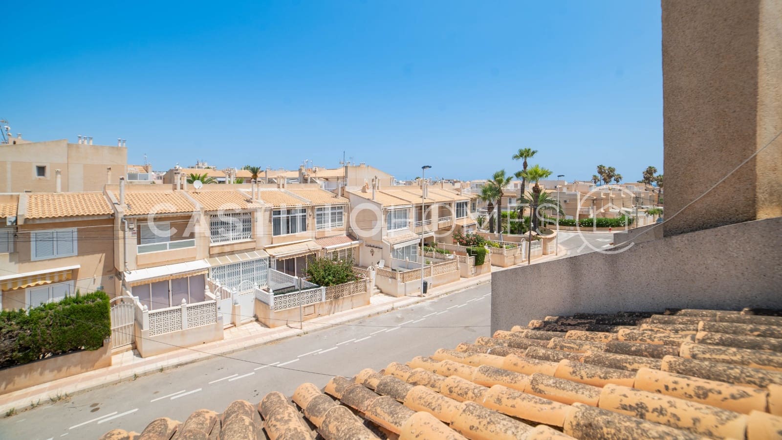 3 soverom Hus til salgs i Torrevieja med svømmebasseng - € 319 000 (Ref: 9973655)