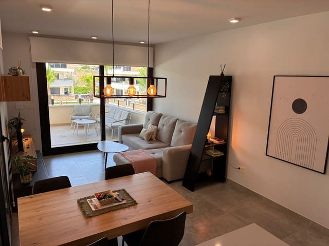 Apartamento de 2 habitaciones en Los Altos en venta con piscina garaje - 289.000 € (Ref: 9973657)