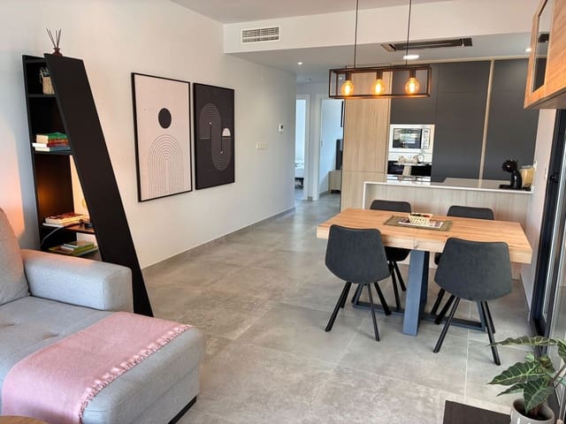 Apartamento de 2 habitaciones en Los Altos en venta con piscina garaje - 289.000 € (Ref: 9973657)
