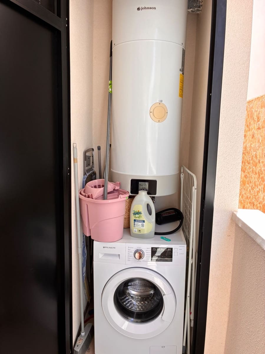 Apartamento de 2 habitaciones en Los Altos en venta con piscina garaje - 289.000 € (Ref: 9973657)