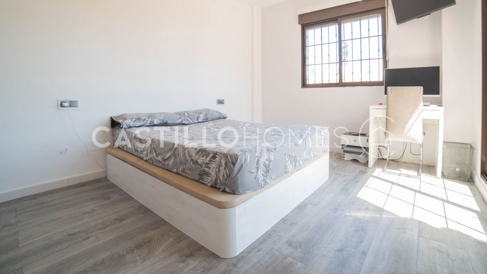 3 soverom Hus til salgs i Torrevieja med svømmebasseng - € 299 000 (Ref: 9973658)