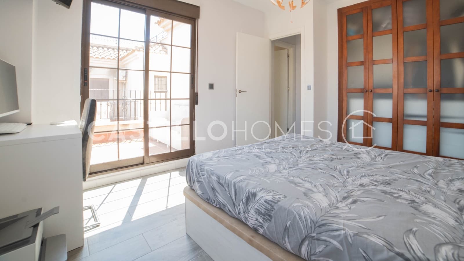 3 soverom Hus til salgs i Torrevieja med svømmebasseng - € 299 000 (Ref: 9973658)