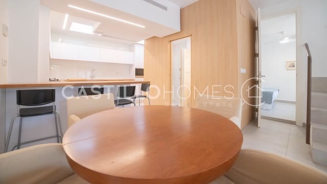4 sypialnia Dom na sprzedaż w Torrevieja z garażem - 495 000 € (Ref: 9973661)