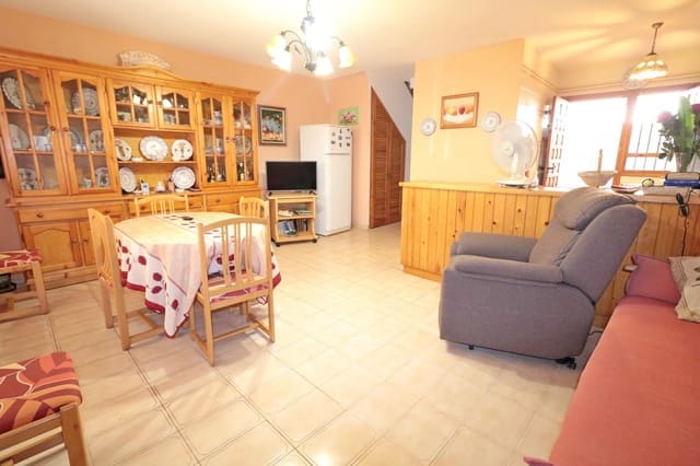 3 soveværelse Rækkehus til salg i Torrevieja - € 235.000 (Ref: 9975828)