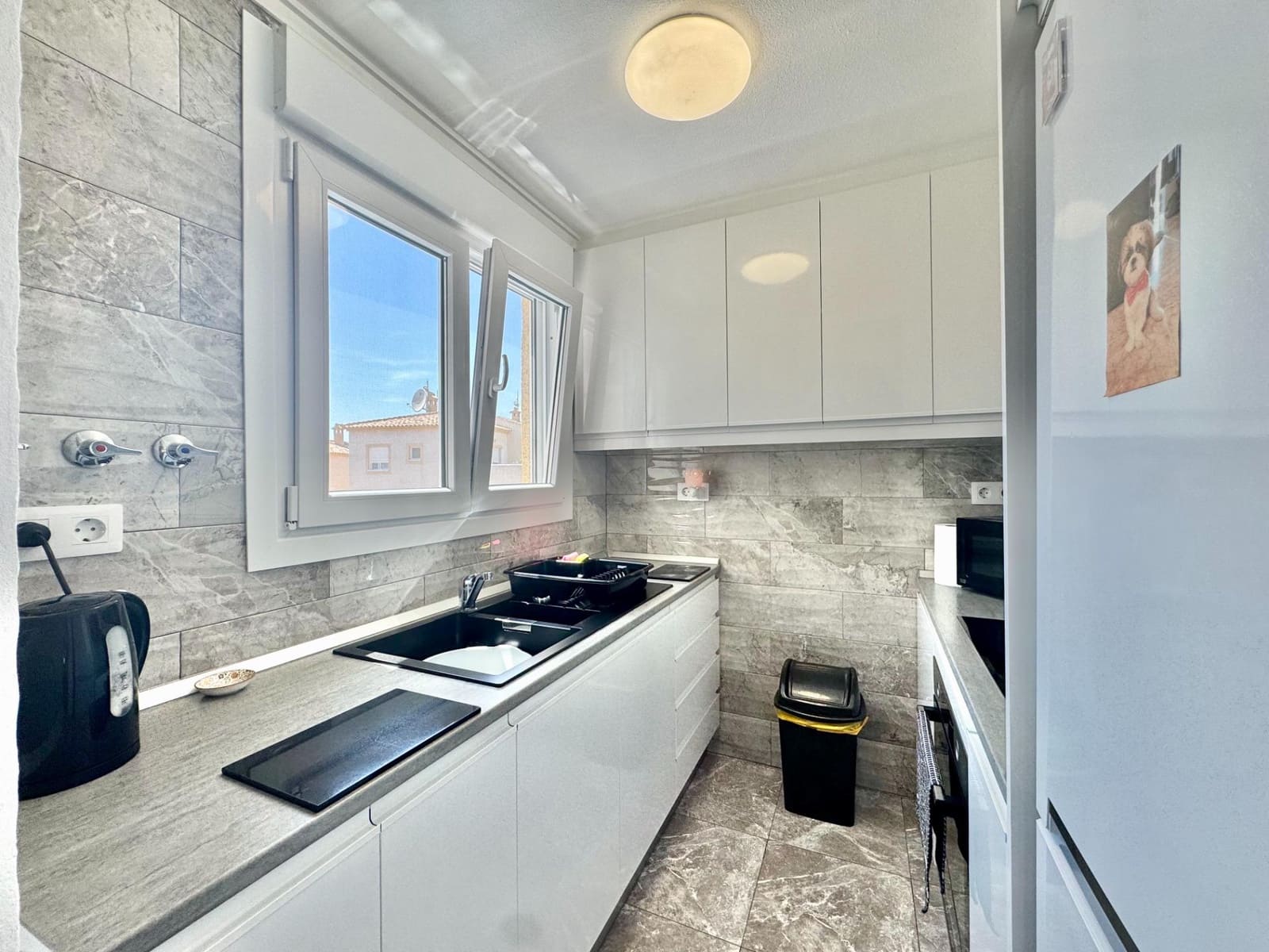 Chalet de 2 habitaciones en Orihuela Costa en venta con piscina garaje - 245.000 € (Ref: 9975833)