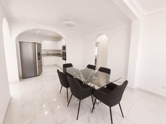 3 soveværelse Villa til salg i Ciudad Quesada, Rojales med swimmingpool - € 394.999 (Ref: 9981078)