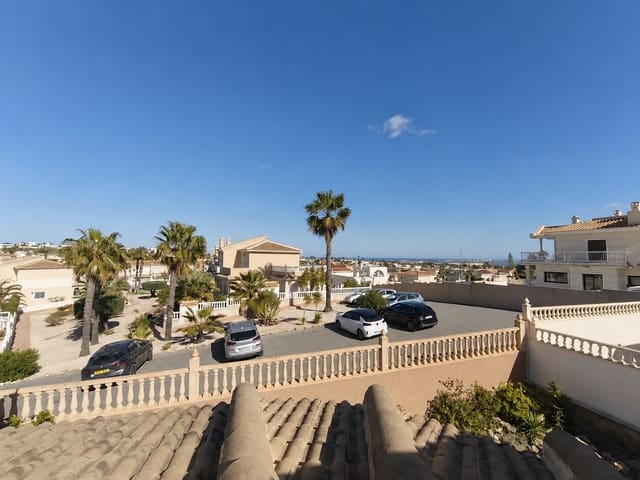 3 soveværelse Villa til salg i Ciudad Quesada, Rojales med swimmingpool - € 394.999 (Ref: 9981078)