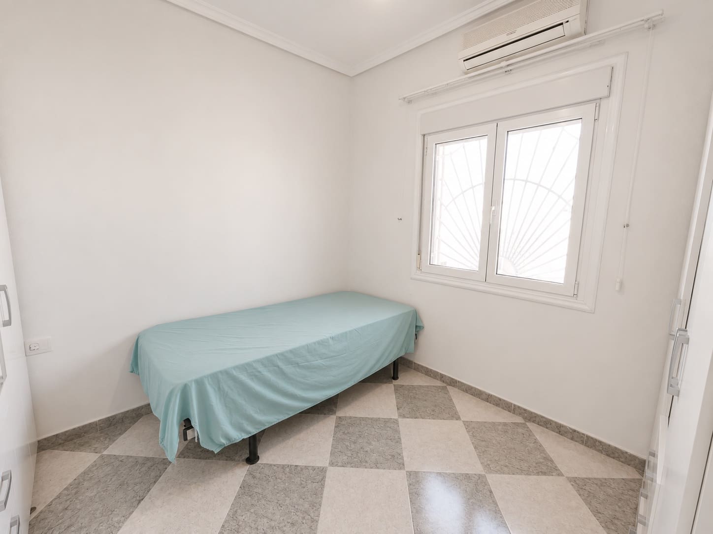 3 soveværelse Villa til salg i Ciudad Quesada med swimmingpool - € 394.999 (Ref: 9981078)