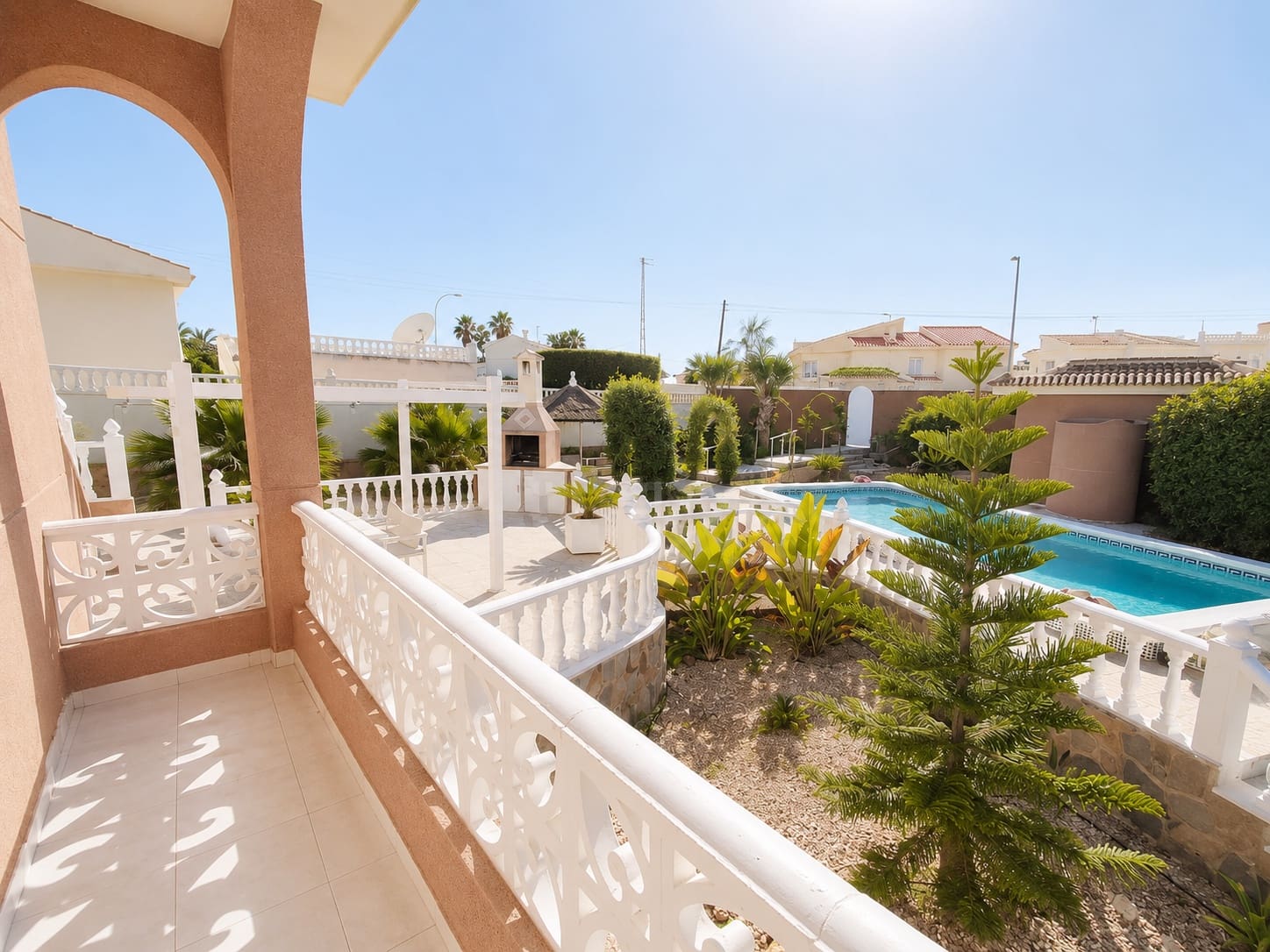 3 soveværelse Villa til salg i Ciudad Quesada med swimmingpool - € 394.999 (Ref: 9981078)