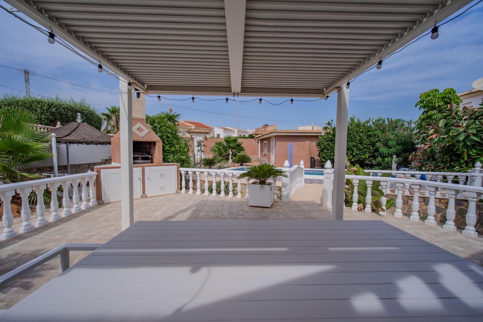 3 bedroom Villa for sale in Ciudad Quesada with pool garage - € 394,999 (Ref: 9981078)