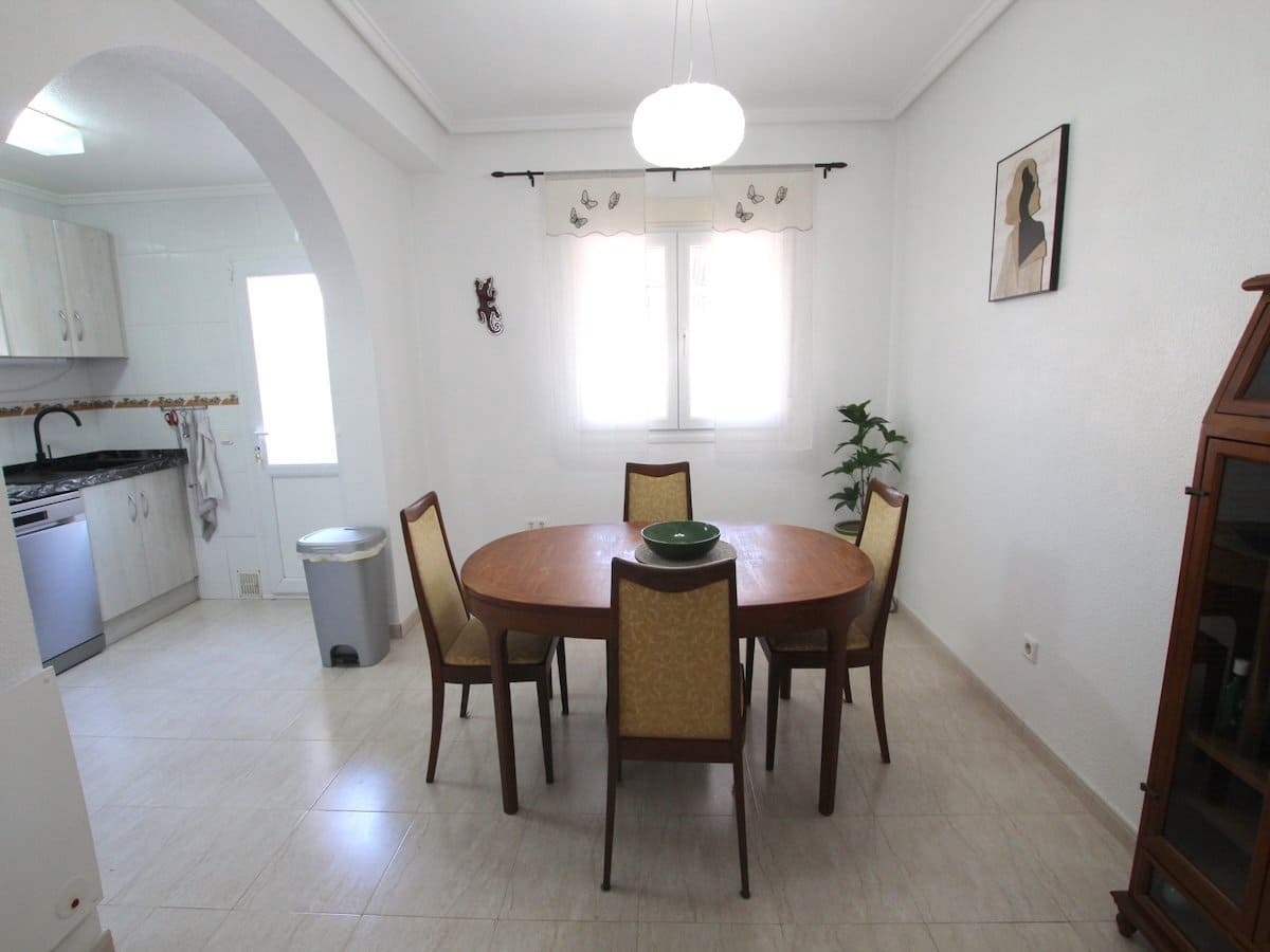 Casa de 2 habitaciones en Monte Azul en venta - 185.000 € (Ref: 9981079)