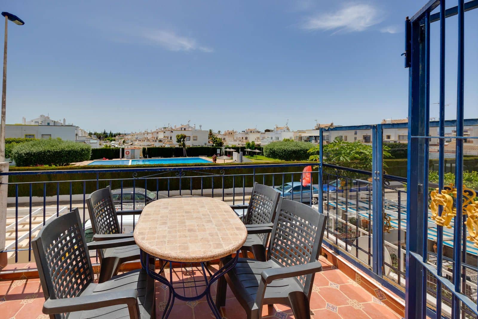 2 soverom Bungalow til salgs i Torrevieja med svømmebasseng - € 144 969 (Ref: 9981082)