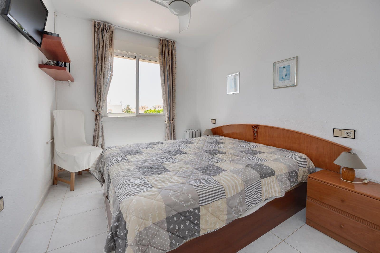 2 soverom Bungalow til salgs i Torrevieja med svømmebasseng - € 144 969 (Ref: 9981082)